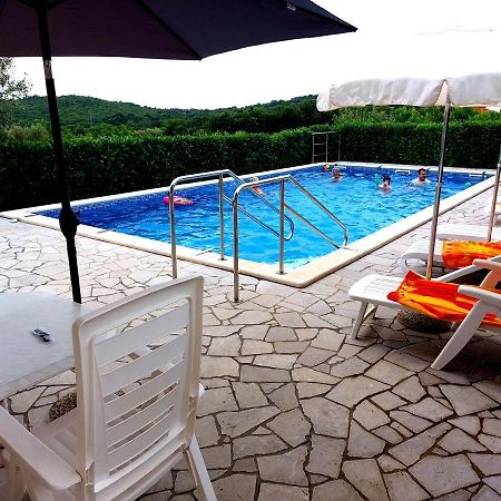 Apartments Baksa Kanfanar Εξωτερικό φωτογραφία