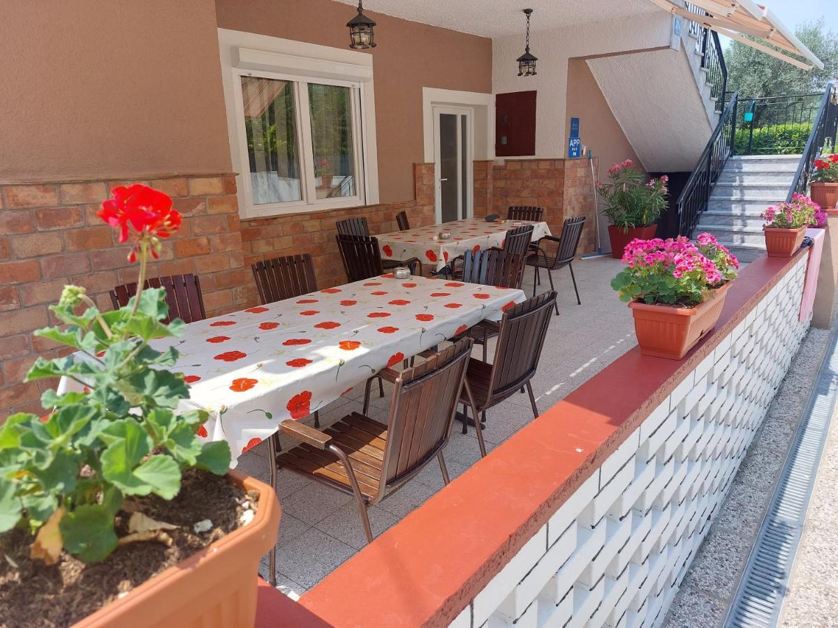 Apartments Baksa Kanfanar Εξωτερικό φωτογραφία